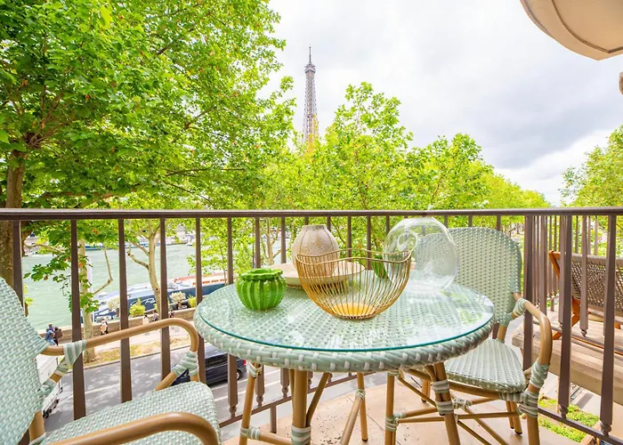 Apartment Luxury Flat Eiffel Tower View Paris