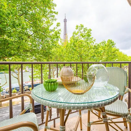 Apartment Luxury Flat Eiffel Tower View Paris